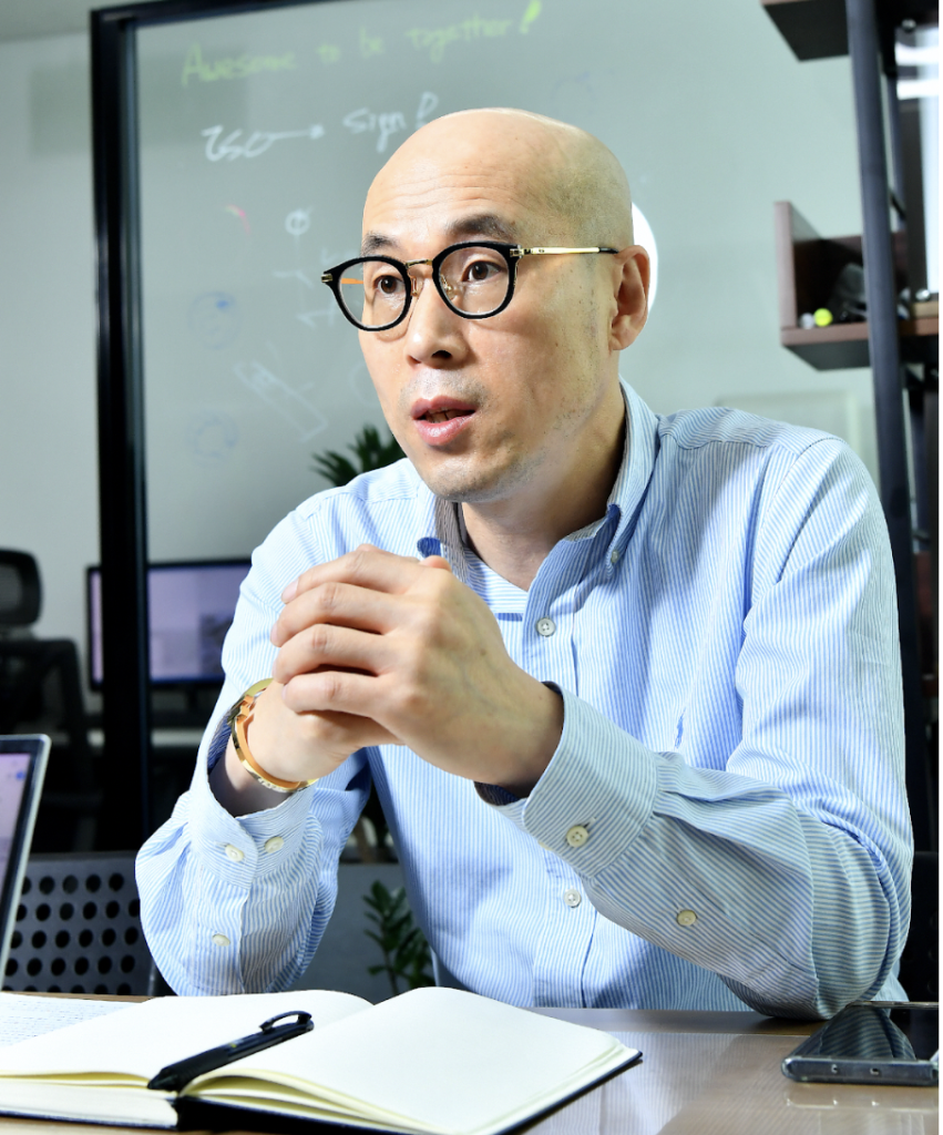 Kyle Jeong (CEO)