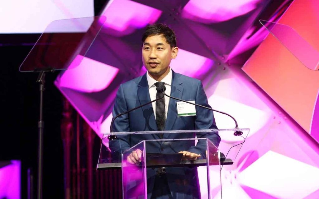 Experience KOOM Festival 2025 in New York — where Korean startups, culture, and creativity converge to shape the next global wave of innovation.