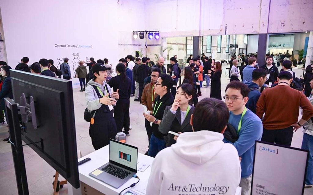 Korean startup Artue showcases emotion-driven AI at OpenAI DevDay, revealing how cultural tech is emerging as a new frontier in Korea’s AI ecosystem.