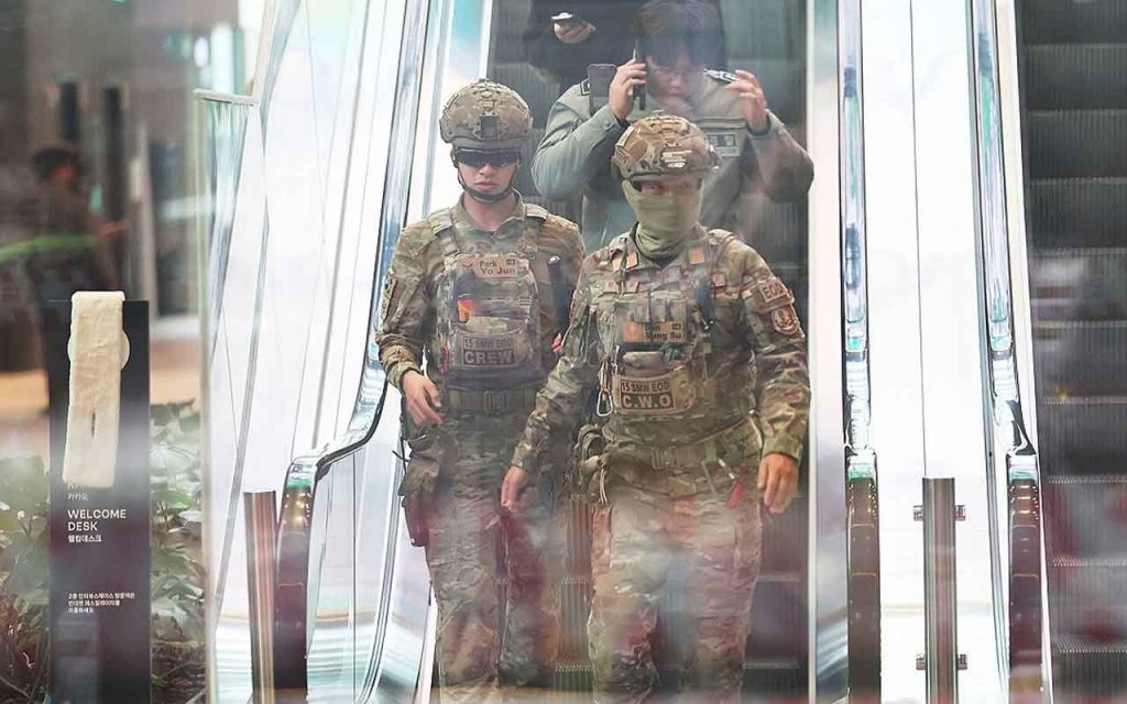 Bomb threats targeting Samsung, Kakao, and Naver expose how digital platforms can trigger real-world risks, testing Korea’s tech ecosystem resilience.