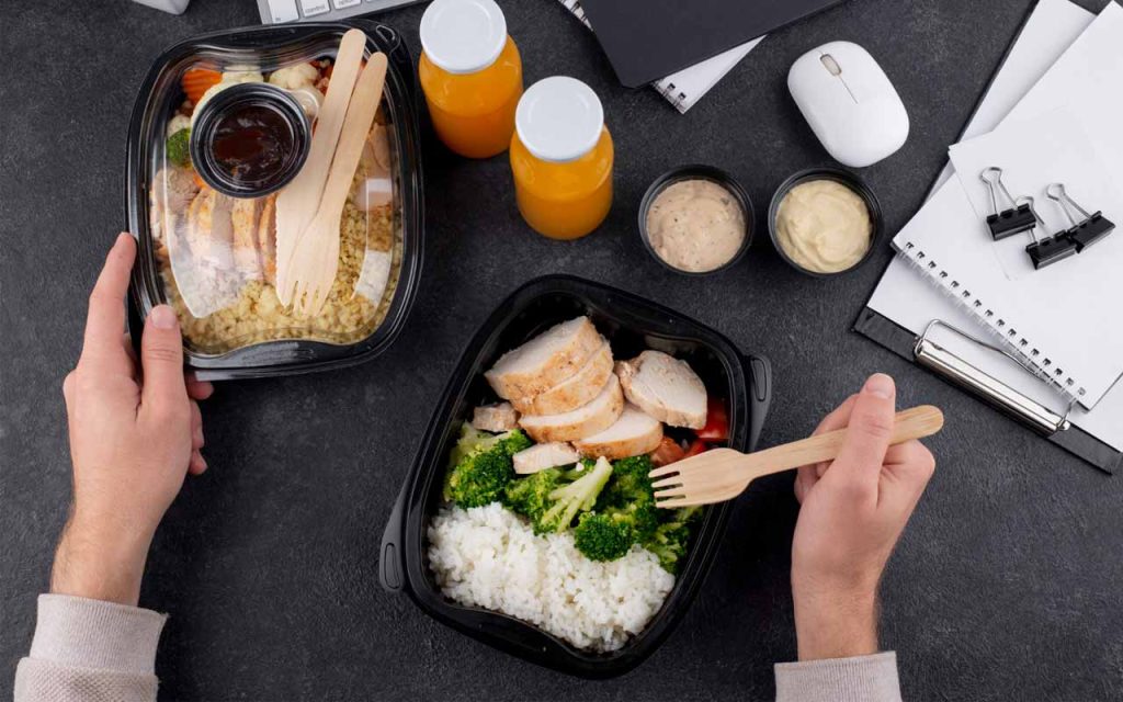Illustration of Home Meal Replacement (HMR) products. | Freepik